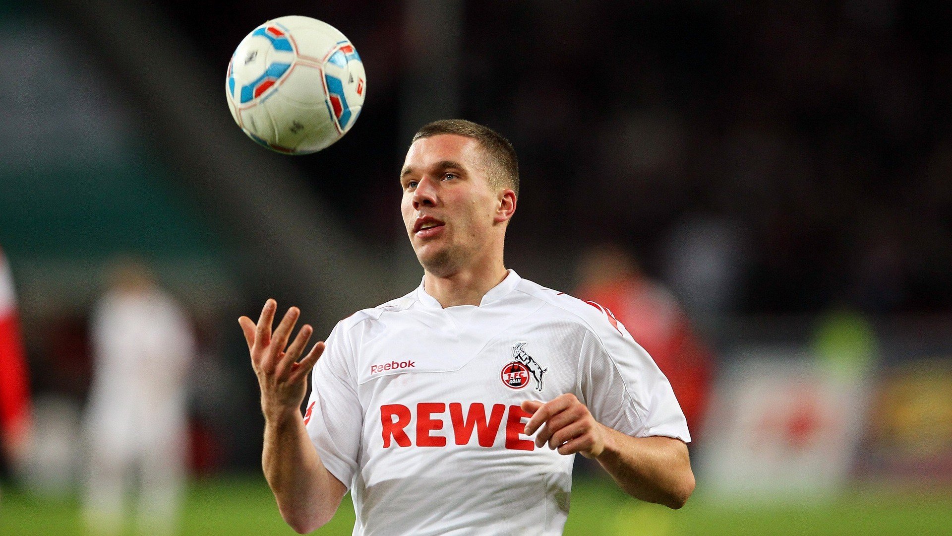 赛季新鲜事:联盟最新变化和亮点,联盟赛季更新了吗